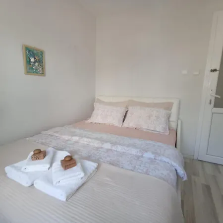 Case de vacanță Lotus House