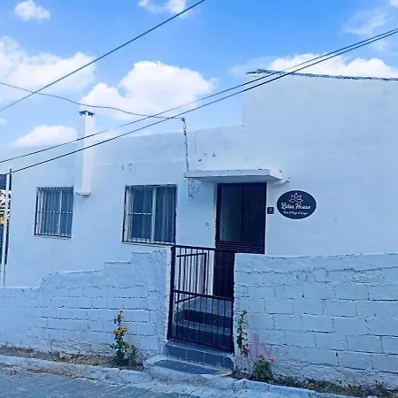 Lotus House Tatil Evi
