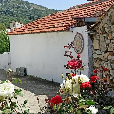 Holiday home Lotus House *